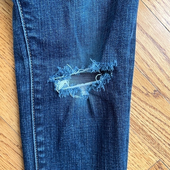 J Brand Skinny Leg Women’s Style 910 Ink Distressed Size 29 - Picture 3 of 8